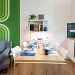 - Very Comfy - Modern Budapest