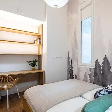 - Very Comfy - Modern