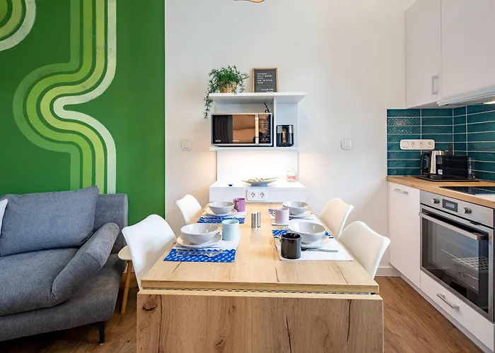 - Very Comfy - Modern Budapest