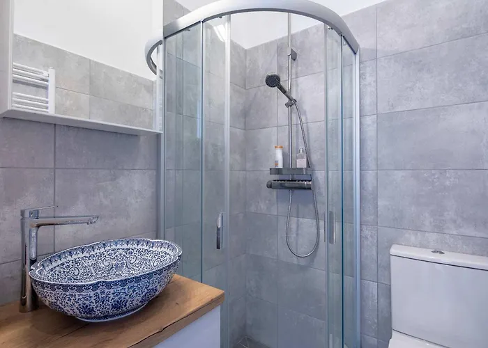 - Very Comfy - Modern * Budapest