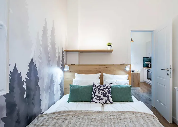 - Very Comfy - Modern *