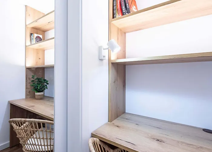 - Very Comfy - Modern 부다페스트